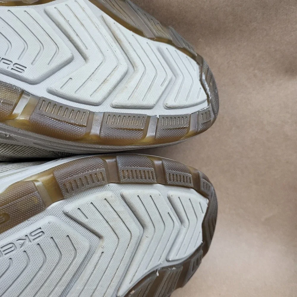 Skechers low use